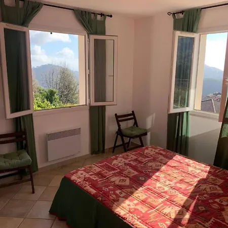 Maison Entre Terre Et Vue Sur Grande Terrasse Ferienhaus